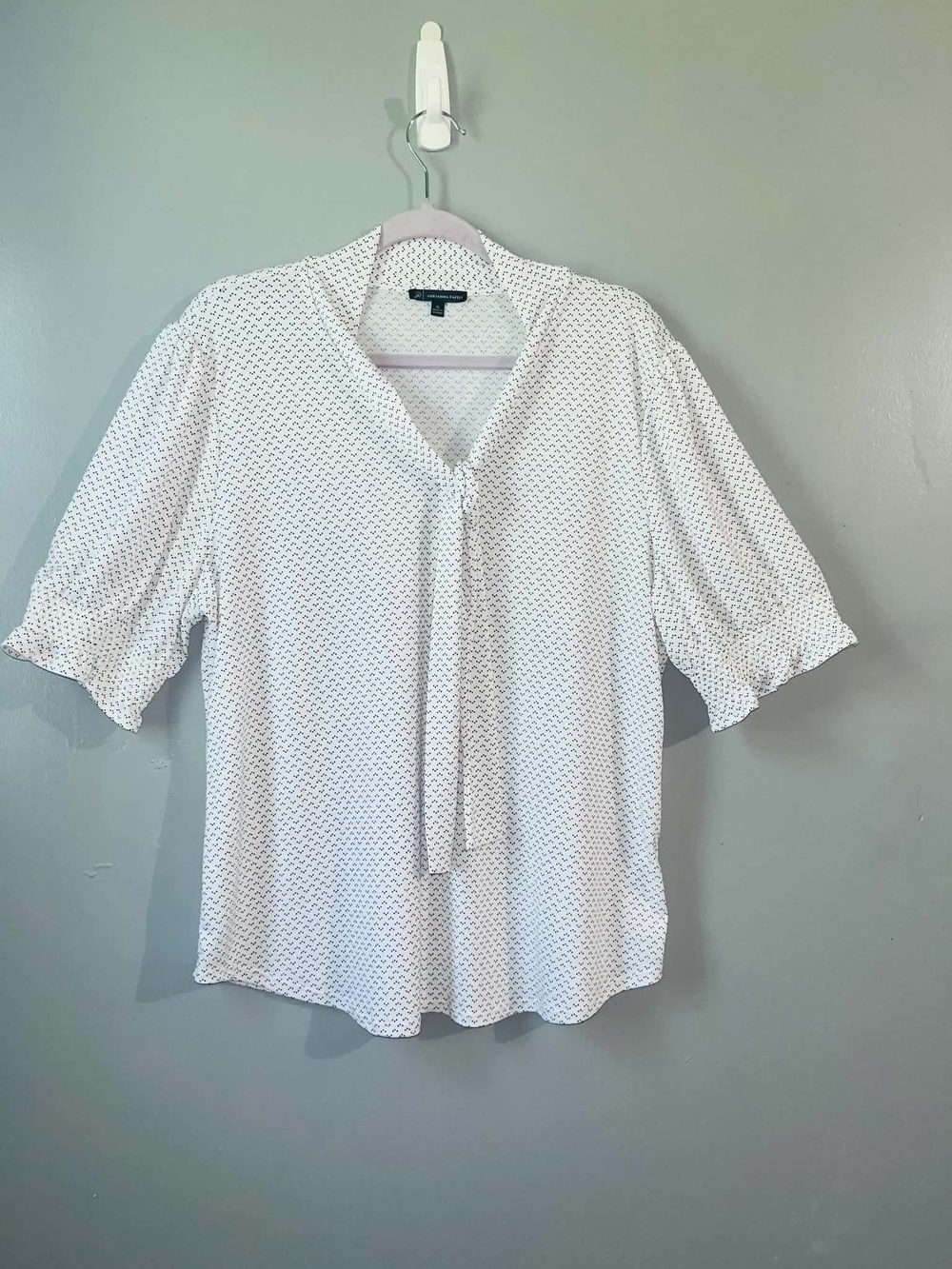 Banana Republic White Micro-Print Tie-Neck Blouse